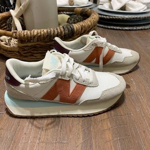New Balance Women's Shoes in Cream, Orange, and Blue